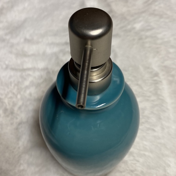 Large soap dispenser new - Picture 4 of 7